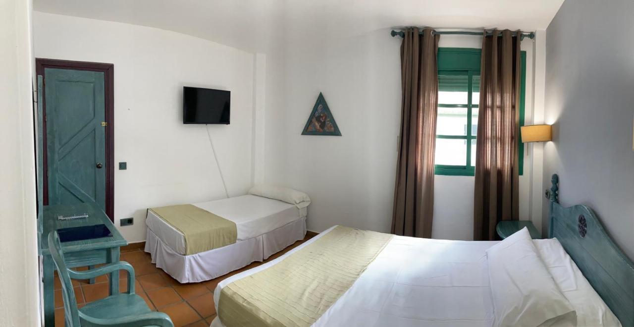 Hotel 알마그로 외부 사진